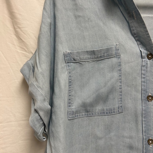 Short Sleeve Denium Blouse - Picture 2 of 5